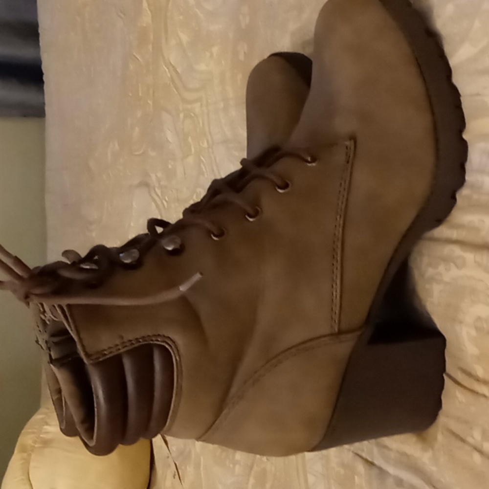 Bronx Olive Green/Brownish Leather Women's Size 9 Lace Up Boots